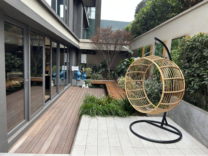 下沉式庭院 下沉式庭院